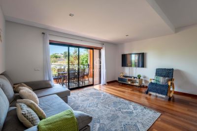 Beautiful 2 bedroom Apartment for sale in Praia da Luz, Algarve