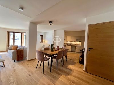 Furnished 3 bedroom Apartment for sale in Alpe d'Huez, Huez, Auvergne Rhone Alpes