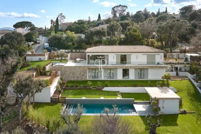 5 bedroom villa for sale, Grimaud, Var, French Riviera