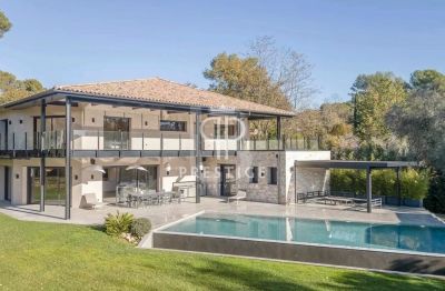 Wow factor 5 bedroom Villa for sale in Mougins, Provence Alpes Cote d'Azur