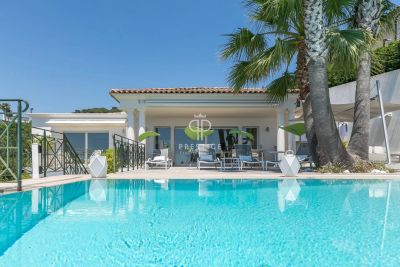 Stunning 7 bedroom Villa for sale with panoramic and sea views in Le Cannet, Cannes, Provence Alpes Cote d'Azur