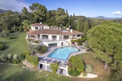 Unique 7 bedroom House for sale with panoramic view in Saint Paul de Vence, Provence Alpes Cote d'Azur