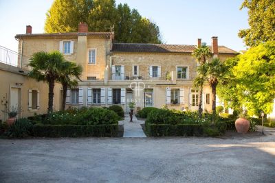 15 bedroom house for sale, Orange, Vaucluse, Provence Alpes Cote d'Azur