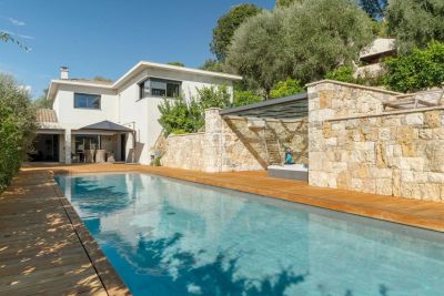 Luxury 4 bedroom House for sale with panoramic view in Mougins, Provence Alpes Cote d'Azur