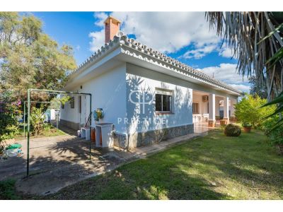 Authentic 3 bedroom Villa for sale with countryside view in Sant Climent, Menorca