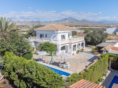 Stylish 5 bedroom Villa for sale with panoramic view in Sant Joan d'Alacant, Valencia