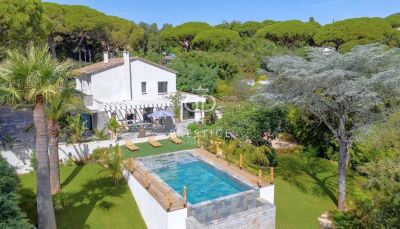 Immaculate 5 bedroom House for sale with countryside view in Guerrevielle, Grimaud, Provence Alpes Cote d'Azur
