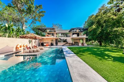 Luxury 4 bedroom Villa for sale with panoramic view in Guadalmina, Andalucia