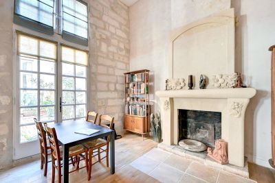 5 bedroom Mansion with 5 Apartments for sale with Income Potential in Avignon, Provence Alpes Cote d'Azur