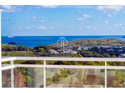 Spacious 4 bedroom Apartment for sale with sea view in Coves Noves, Menorca
