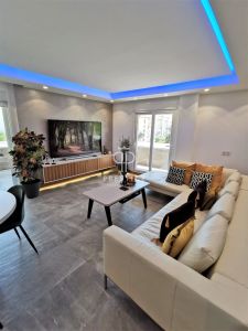 Immaculate 3 bedroom Apartment for sale with sea view in Estepona, Andalucia