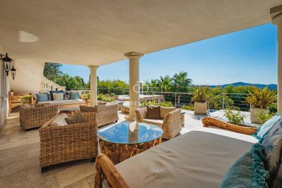 Luxury 6 bedroom Villa for sale with panoramic and sea views in Grimaud, Provence Alpes Cote d'Azur
