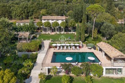 Wow factor 9 bedroom House for sale with panoramic and countryside views in Grasse, Provence Alpes Cote d'Azur