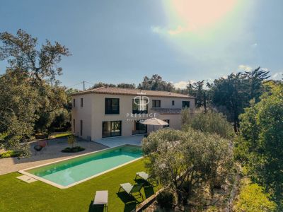 Modern 5 bedroom Villa for sale with countryside view in Le Plan de la Tour, Provence Alpes Cote d'Azur