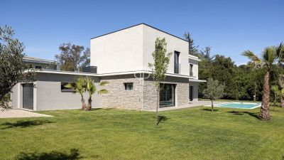 Immaculate 4 bedroom House for sale with countryside view in Mougins, Provence Alpes Cote d'Azur