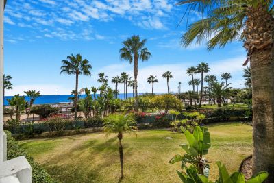 Wow factor 2 bedroom Apartment for sale with sea view in Puerto Banus, Andalucia