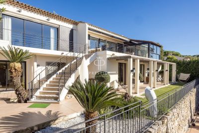 Immaculate 6 bedroom House for sale with sea and panoramic views in Le Cannet, Cannes, Provence Alpes Cote d'Azur