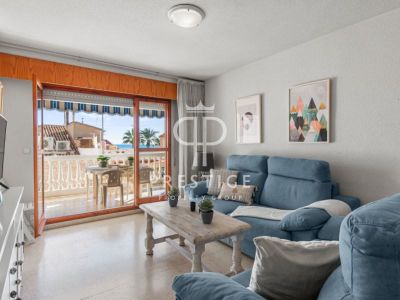3 bedroom Apartment for sale with sea view with Income Potential in El Campello, Valencia