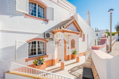 5 bedroom villa for sale, Guia, Central Algarve, Algarve