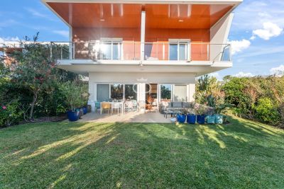 Authentic 5 bedroom House for sale with sea view in Cascais, Central Portugal