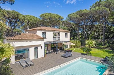 Immaculate 5 bedroom Villa for sale with sea and panoramic views in Gassin, Provence Alpes Cote d'Azur