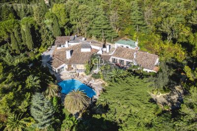 Authentic 7 bedroom Villa for sale in Mougins, Provence Alpes Cote d'Azur