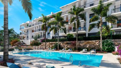 Immaculate 3 bedroom Apartment for sale in Estepona, Andalucia