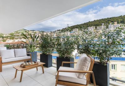 Immaculate 2 bedroom Apartment for sale in Riquier, Nice, Provence Alpes Cote d'Azur