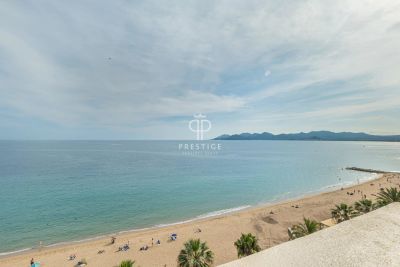 Wow factor 6 bedroom Apartment for sale with panoramic and sea views in Cannes, Provence Alpes Cote d'Azur