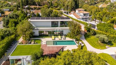 Stunning 5 bedroom Villa for sale with countryside and panoramic views in Benahavis, Andalucia