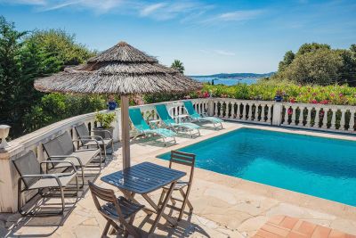 Inviting 4 bedroom Villa for sale with panoramic and sea views in Beauvallon, Provence Alpes Cote d'Azur