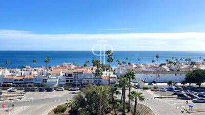 Immaculate 1 bedroom Penthouse Apartment for sale with sea view in Manilva, Andalucia