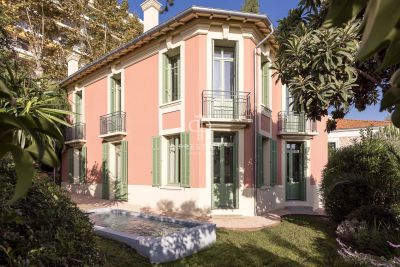 Elegant 4 bedroom House for sale with panoramic and countryside views in Le Cannet, Cannes, Provence Alpes Cote d'Azur