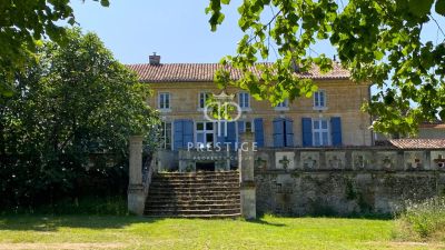 Beautiful 6 bedroom Manor House for sale with countryside view in Bertric Buree, Nouvelle Aquitaine