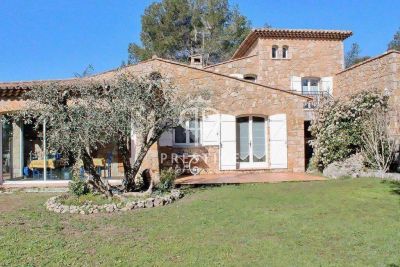 8 bedroom House for sale with countryside view with Income Potential in Bagnols en Foret, Provence Alpes Cote d'Azur