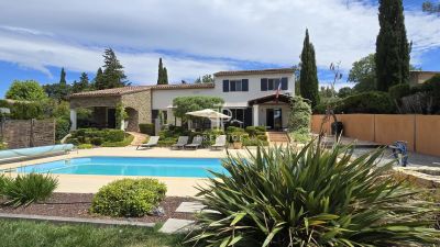 5 bedroom House for sale with panoramic and countryside views with Income Potential in Bagnols en Foret, Provence Alpes Cote d'Azur