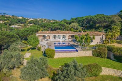 Wow factor 8 bedroom House for sale with panoramic and sea views in Sainte Maxime, Provence Alpes Cote d'Azur