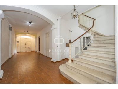 Spacious 8 bedroom House for sale in Mahon, Menorca