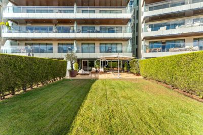 Architect Designed 2 bedroom Apartment for sale in Cascais, Central Portugal