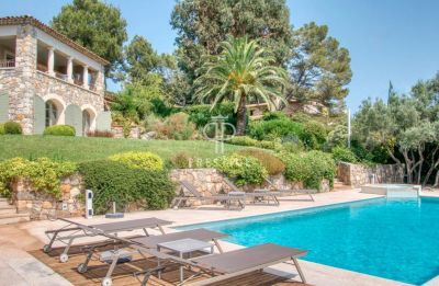 Beautiful 4 bedroom Villa for sale with panoramic view in Mouans Sartoux, Provence Alpes Cote d'Azur