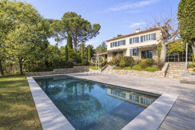 Immaculate 4 bedroom House for sale with countryside view in Mougins, Provence Alpes Cote d'Azur