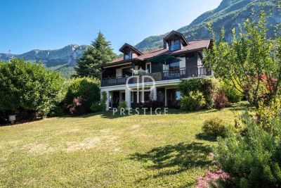 Immaculate 3 bedroom House for sale with lake or river view in Veyrier du Lac, Auvergne Rhone Alpes