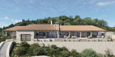 Immaculate 5 bedroom Villa for sale with panoramic and lake or river views in Sao Bras de Alportel, Algarve