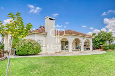 Authentic 3 bedroom Single Storey House for sale with countryside view in Frenaros, Famagusta