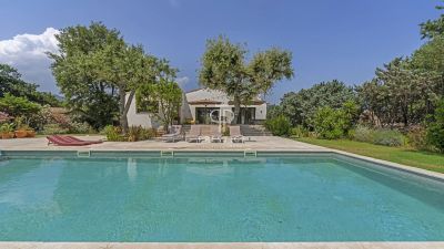 Immaculate 6 bedroom Villa for sale in Grimaud, Provence Alpes Cote d'Azur