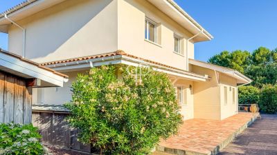 Architect Designed 6 bedroom House for sale in Lege Car Ferret, Nouvelle Aquitaine