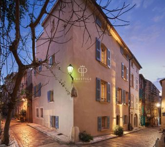 Luxury 5 bedroom House for sale in Saint Tropez, Provence Alpes Cote d'Azur
