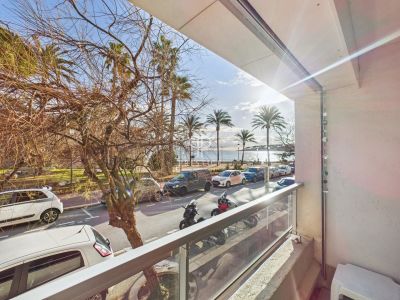 Stunning 2 bedroom Apartment for sale with sea view in Antibes, Provence Alpes Cote d'Azur