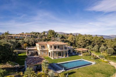 Luxury 5 bedroom Villa for sale with panoramic view in Roquefort les Pins, Provence Alpes Cote d'Azur
