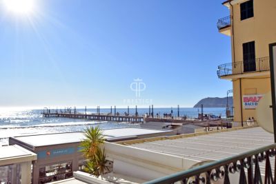 Beachfront 2 bedroom Apartment for sale with sea view in Alassio, Liguria